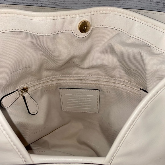 Coach Edie 31 Ladies Medium Signature Jacquard Shoulder Bag - Picture 6 of 14